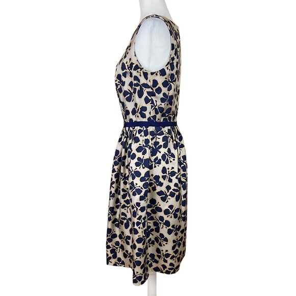 Carmen Marc Valvo Silk Fit & Flare Dress Size 8 Navy Tan Butterflies Sleeveless - Picture 2 of 7